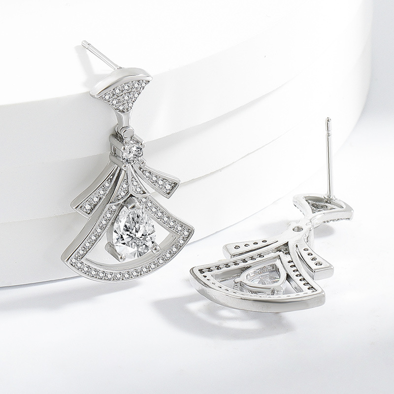 Boucles d'oreilles exquises en - Body Jewelry Kit avis et prix